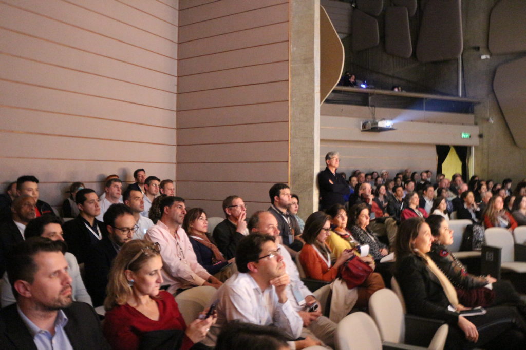 Chamada de Negócios da Longevidade lotou o teatro da Unibes