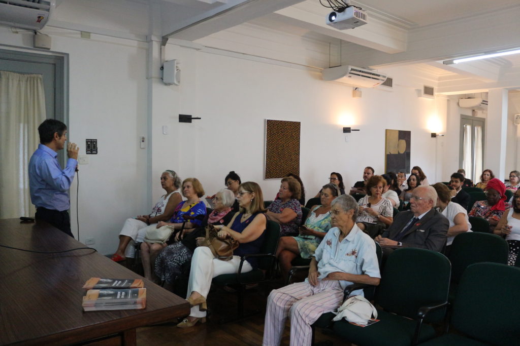 Egídio Dórea Ageísmo Orgulho Prateado Centro Universitário Maria Antonia