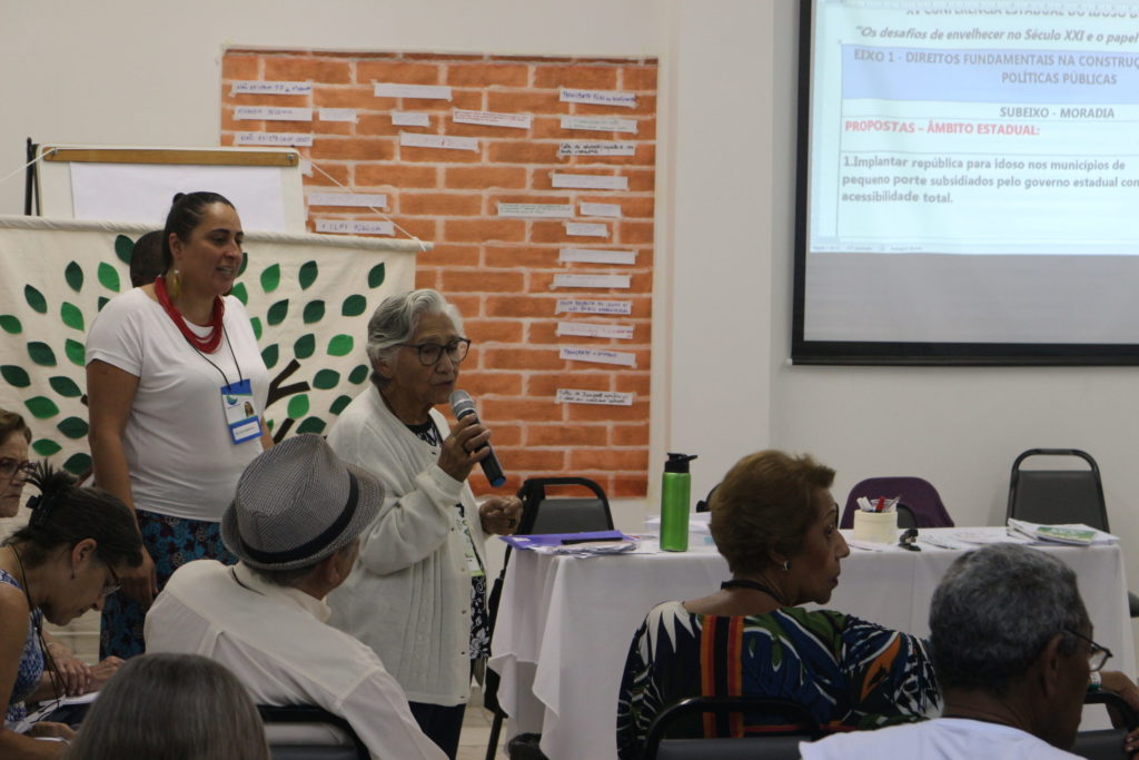 Olga Quiroga moradia Conferência Estadual do Idoso